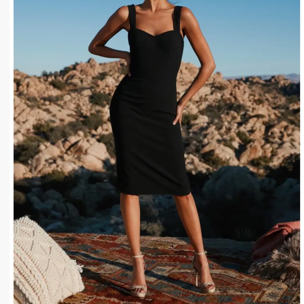 Dress the Population Black Midi Dress